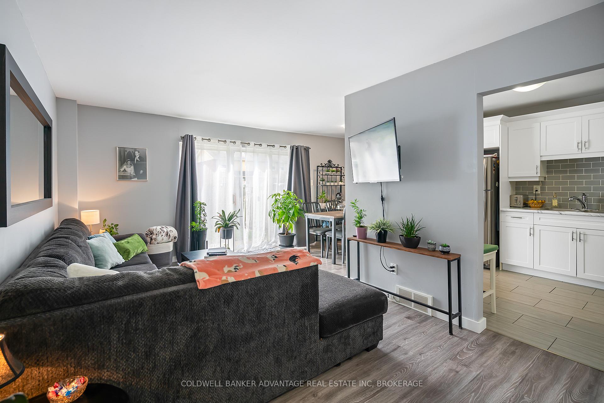 Photo 10 of Unit 185, 17 Old Pine Trail, St. Catharines, Carlton/Bunting — HOMEH