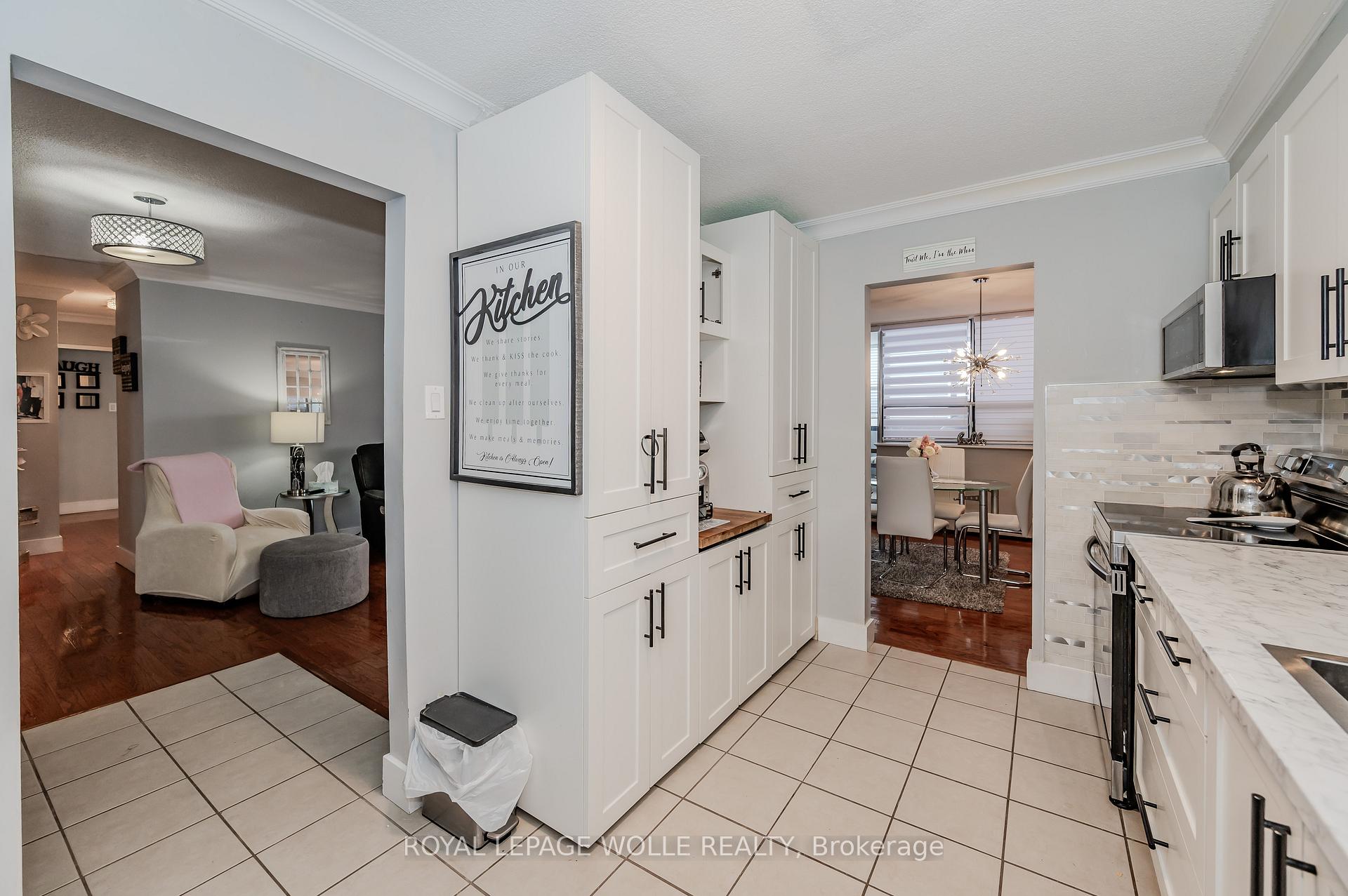 Photo 14 of Unit 801, 65 Westmount Road N, Waterloo — HOMEH