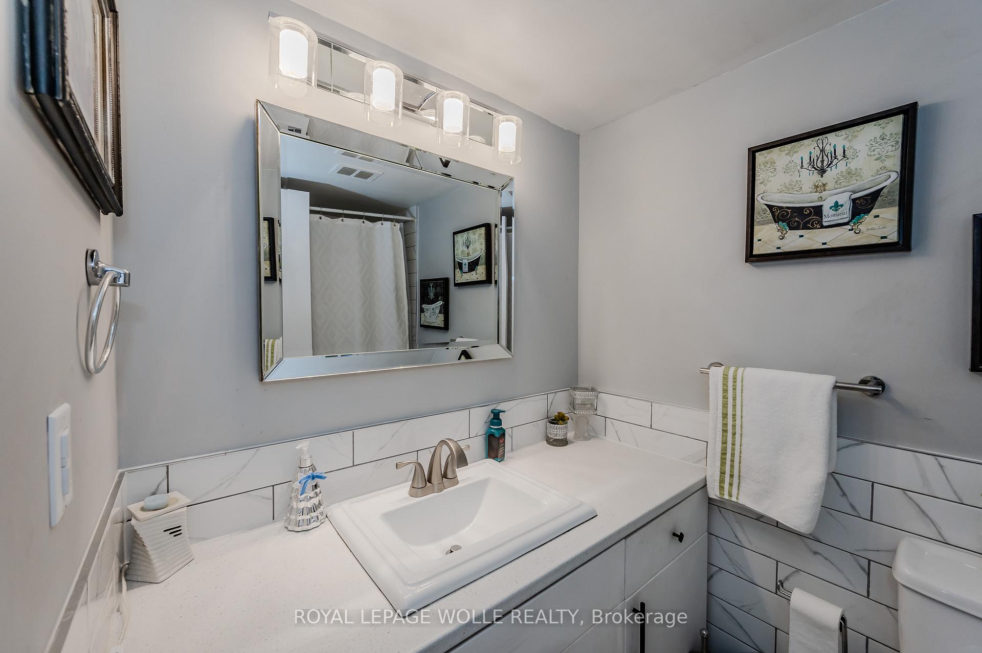 Photo 18 of Unit 801, 65 Westmount Road N, Waterloo — HOMEH