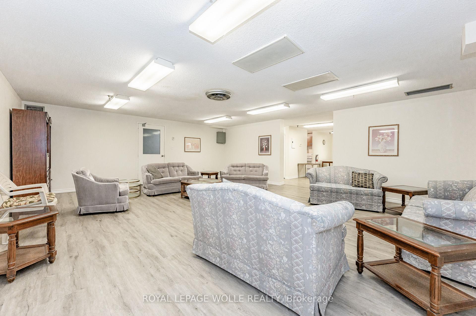 Photo 37 of Unit 801, 65 Westmount Road N, Waterloo — HOMEH