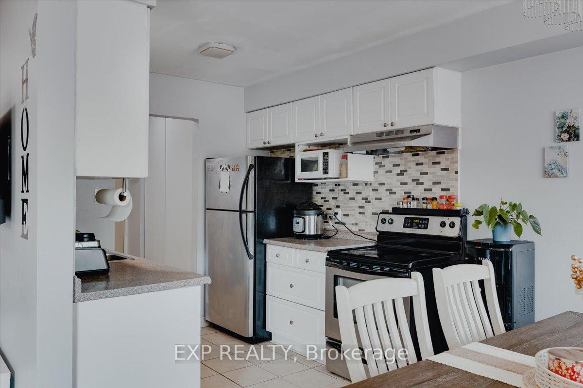 Photo 5 of Unit 14, 300 Traynor Avenue, Kitchener, Vanier - Kitchener — HOMEH