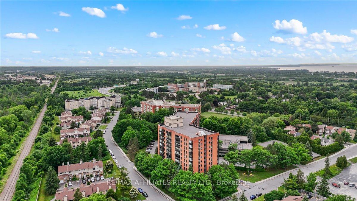 Photo 2 of Unit 613, 80 Sandcastle Drive, Ottawa, Leslie Park — HOMEH