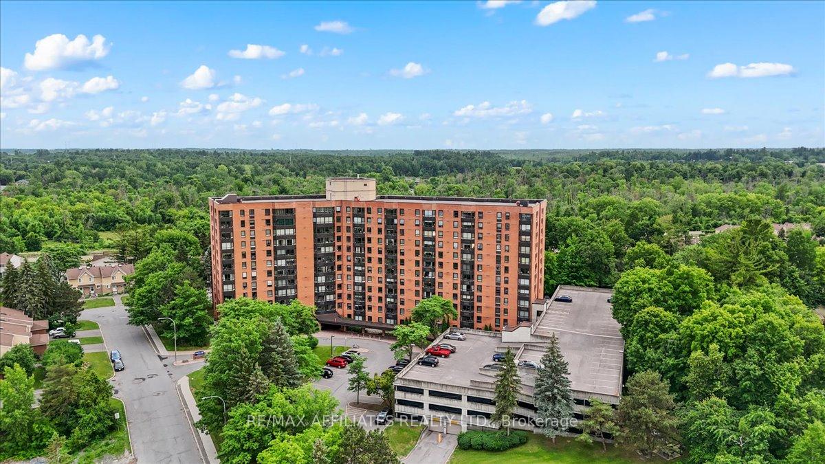 Photo 3 of Unit 613, 80 Sandcastle Drive, Ottawa, Leslie Park — HOMEH