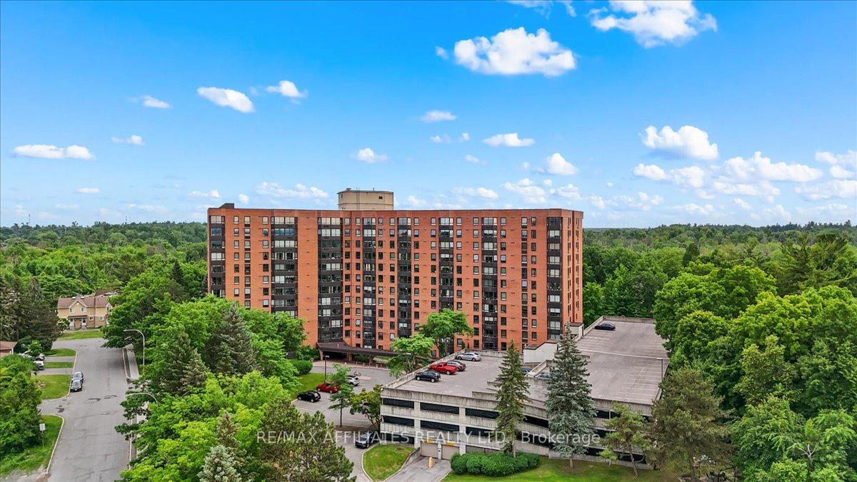 Photo 4 of Unit 613, 80 Sandcastle Drive, Ottawa, Leslie Park — HOMEH