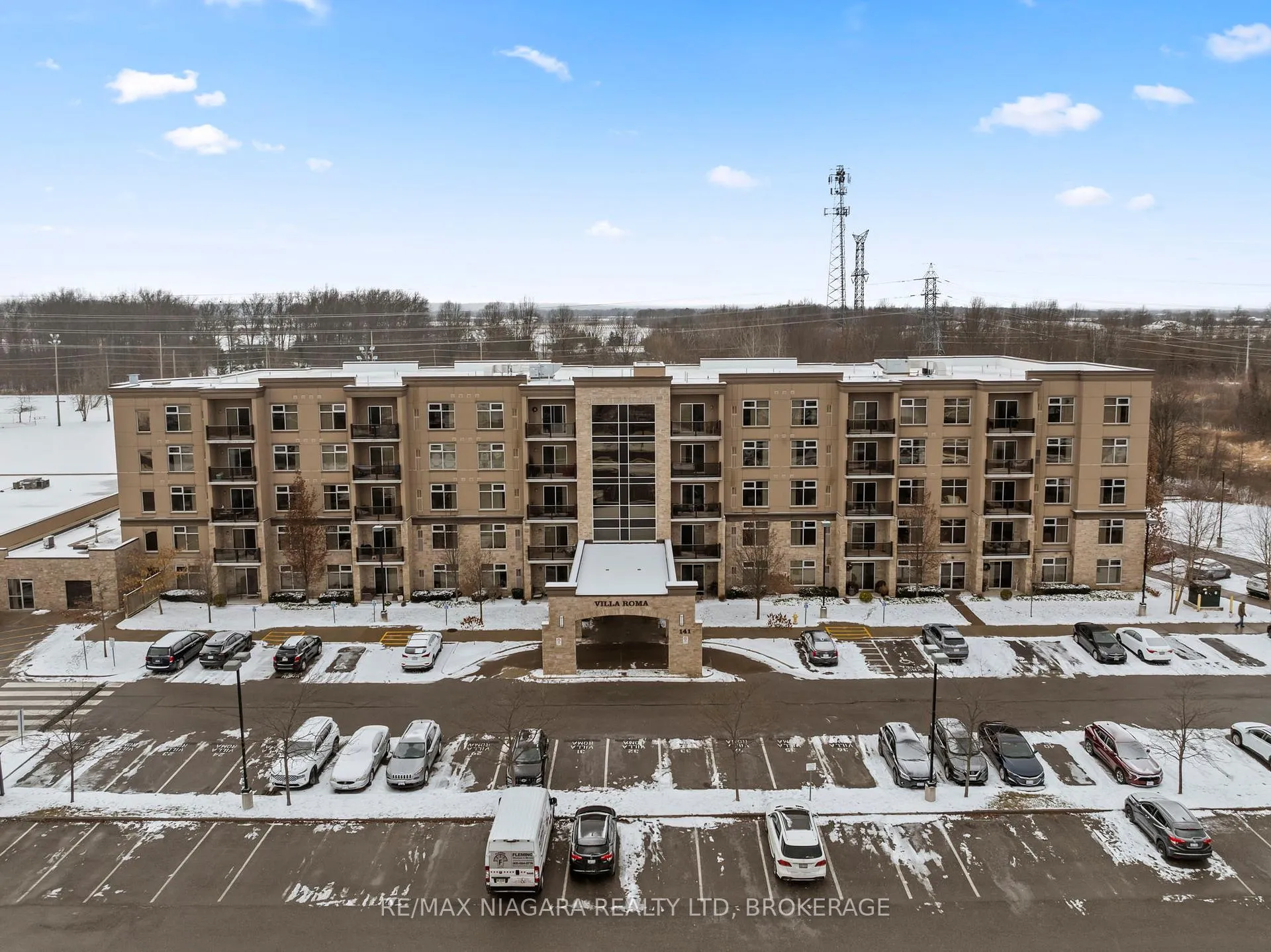 Front of Unit 308, 141 Vansickle Road