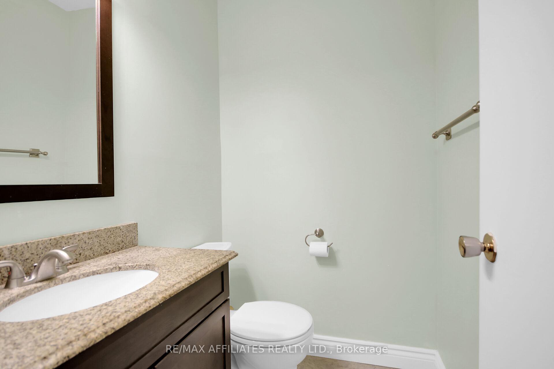 Photo 3 of 4 Baneberry Crescent, Ottawa, Kanata - Glencairn/Hazeldean — HOMEH
