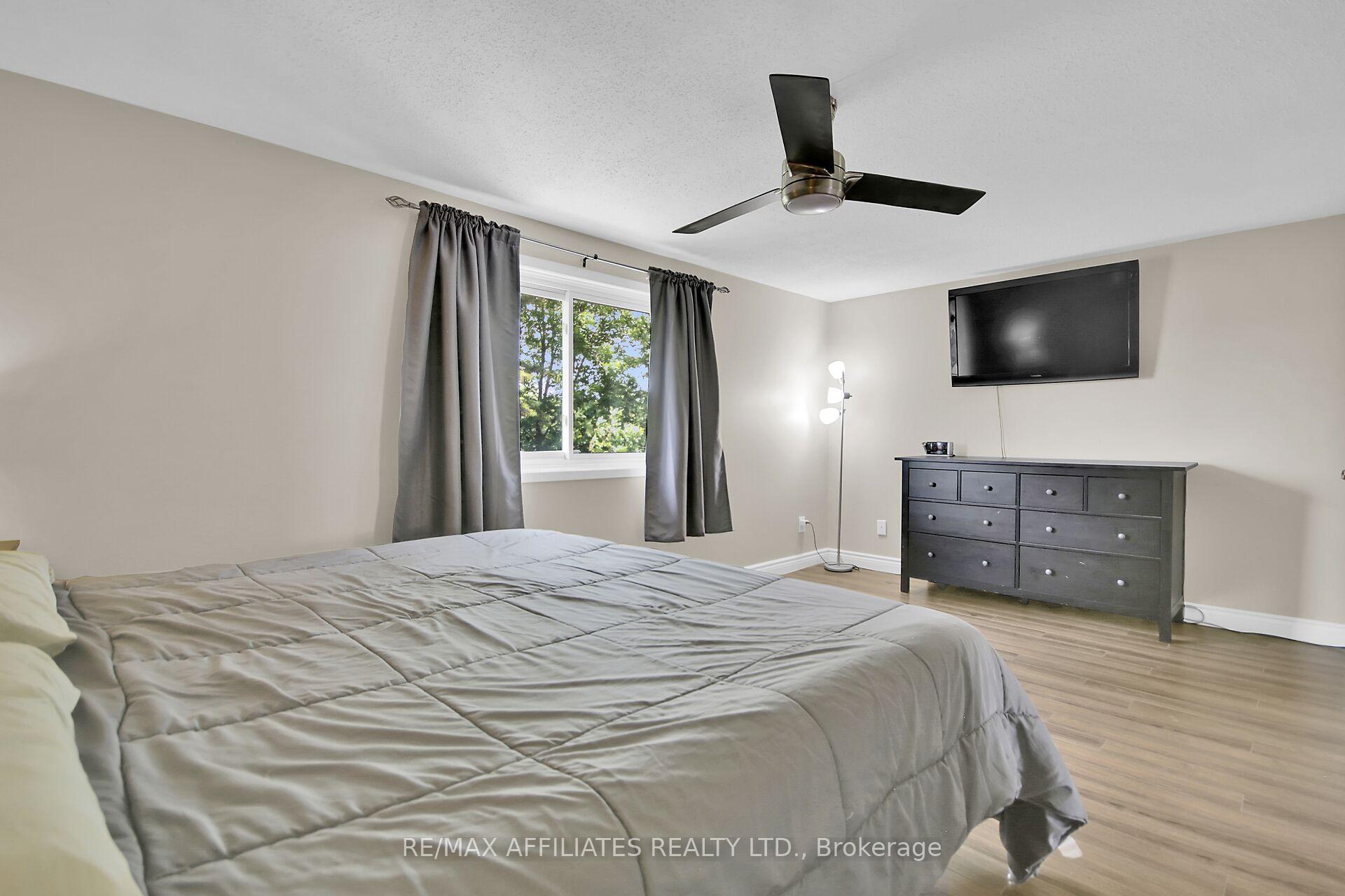 Photo 17 of 4 Baneberry Crescent, Ottawa, Kanata - Glencairn/Hazeldean — HOMEH