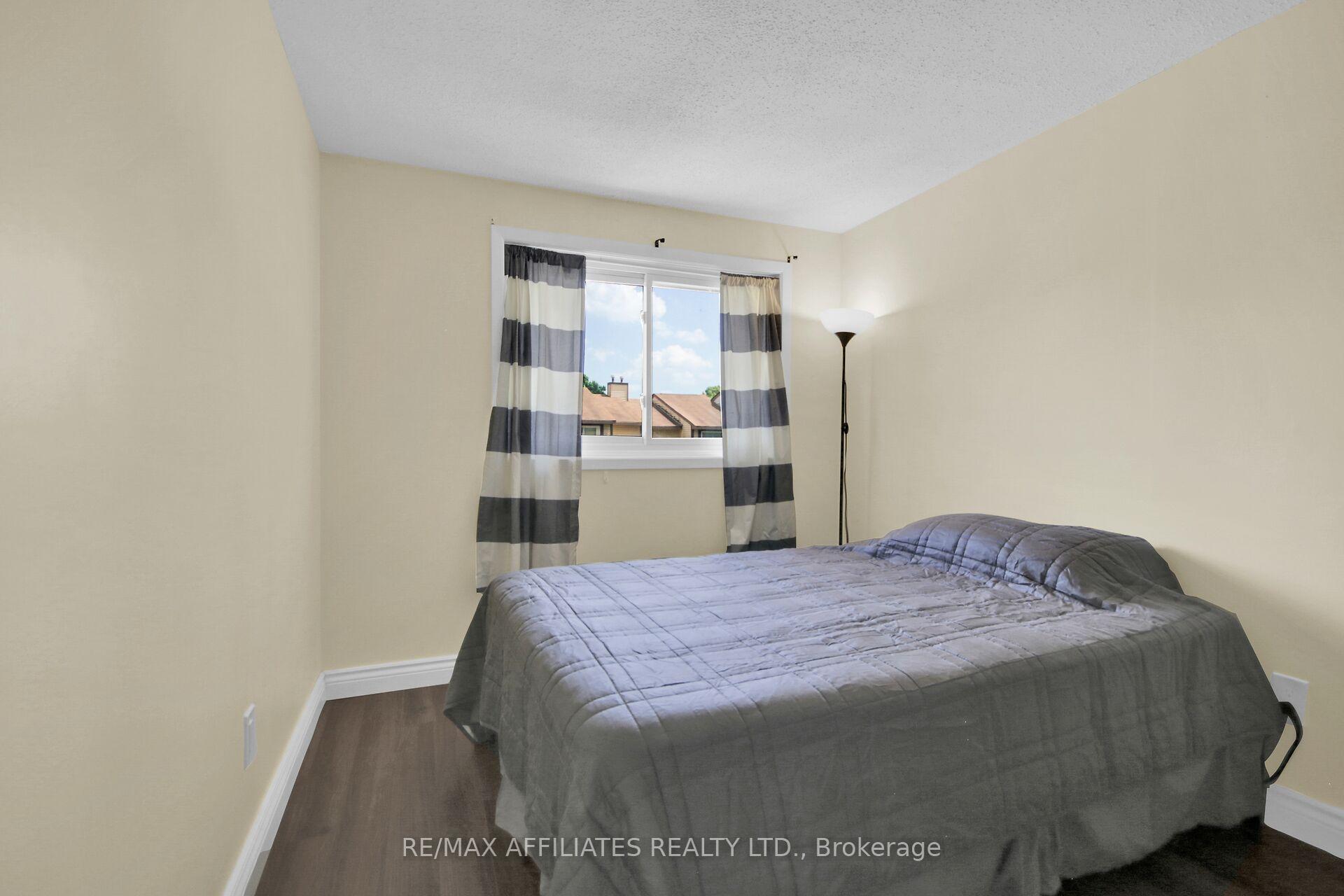 Photo 25 of 4 Baneberry Crescent, Ottawa, Kanata - Glencairn/Hazeldean — HOMEH