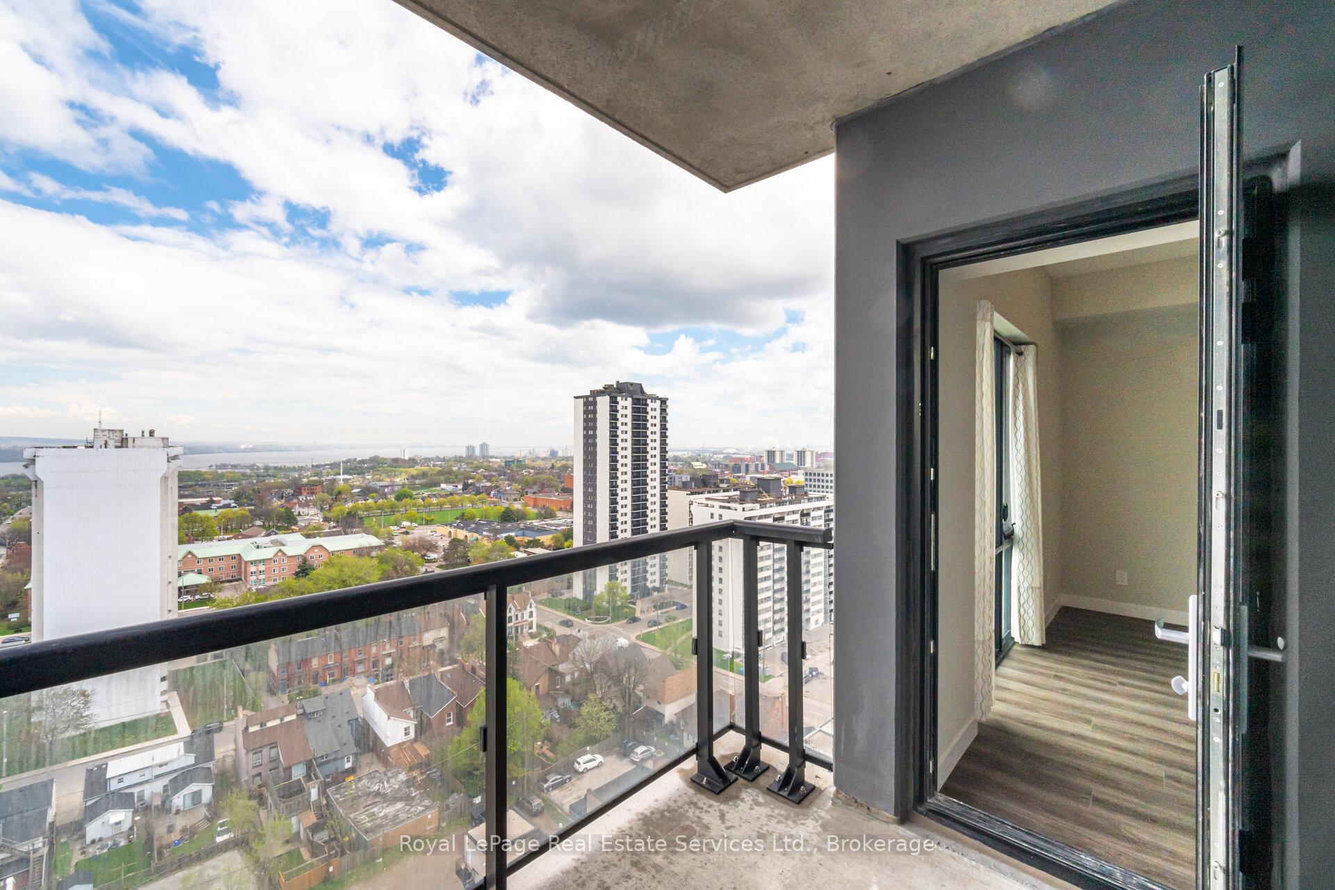 Photo 25 of Unit 1409, 15 Queen Street S, Hamilton, Central — HOMEH