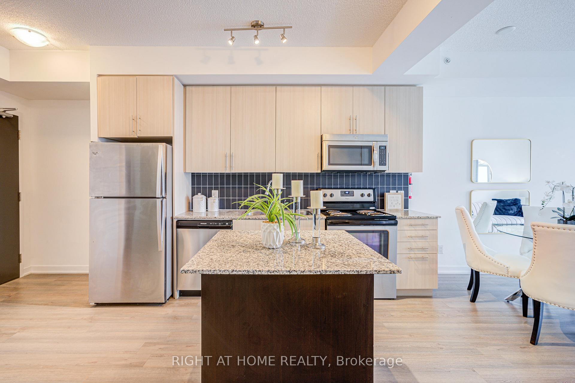 Photo 7 of Unit 405, 85 Duke Street W, Kitchener, City Commercial Core — HOMEH