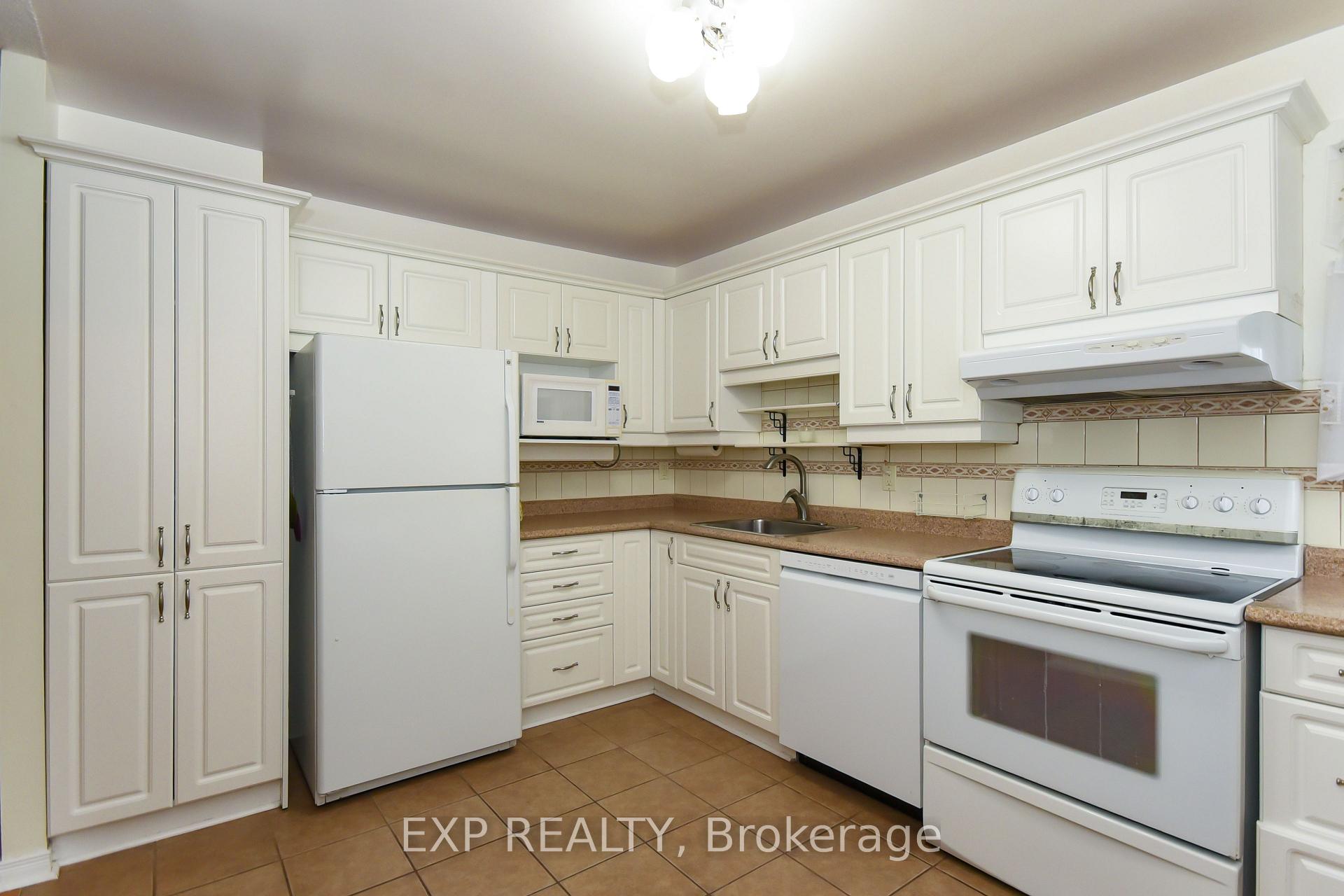 Photo 4 of 1627 Meadowbrook Road, Ottawa, Pineview — HOMEH