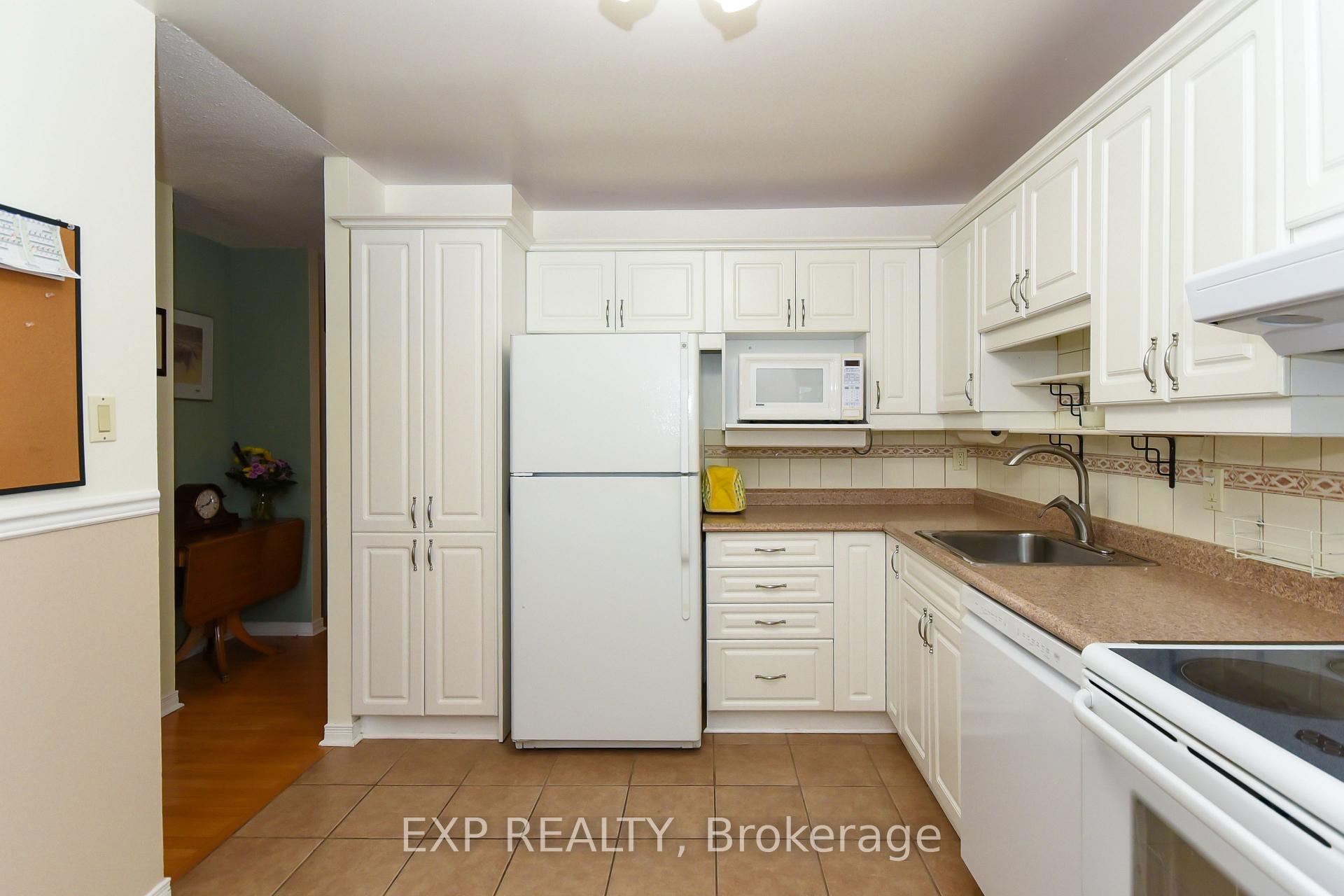 Photo 6 of 1627 Meadowbrook Road, Ottawa, Pineview — HOMEH