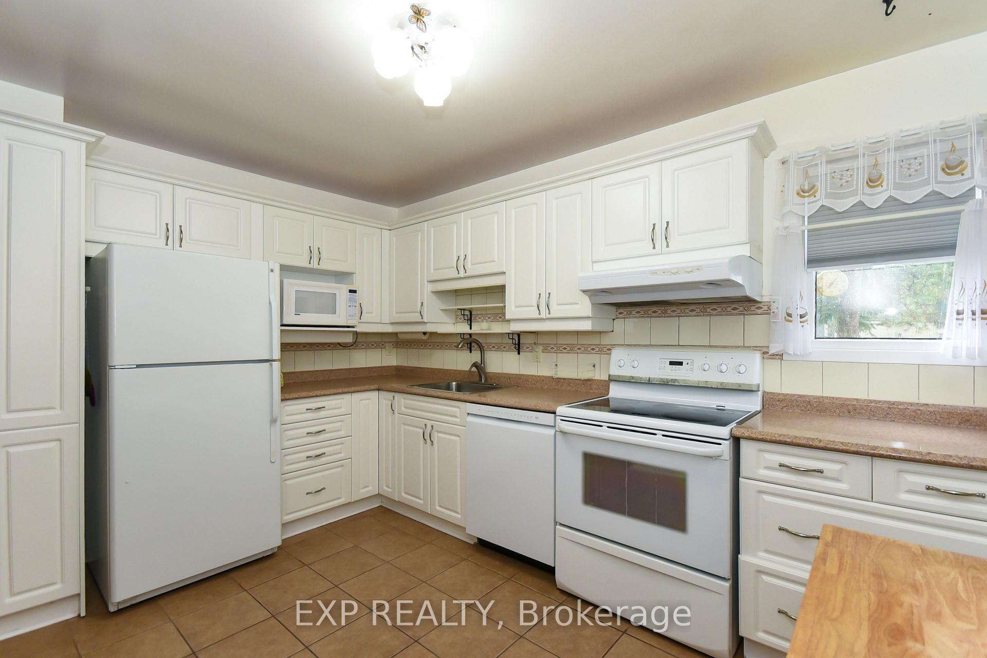 Photo 7 of 1627 Meadowbrook Road, Ottawa, Pineview — HOMEH