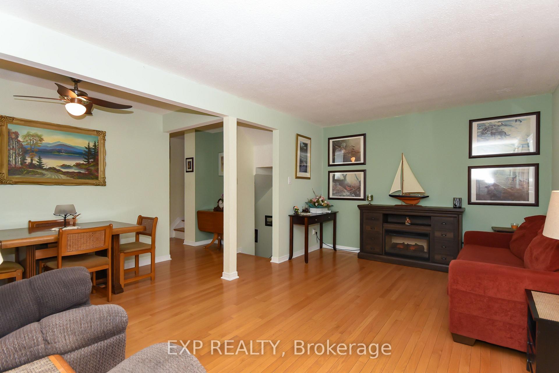 Photo 10 of 1627 Meadowbrook Road, Ottawa, Pineview — HOMEH