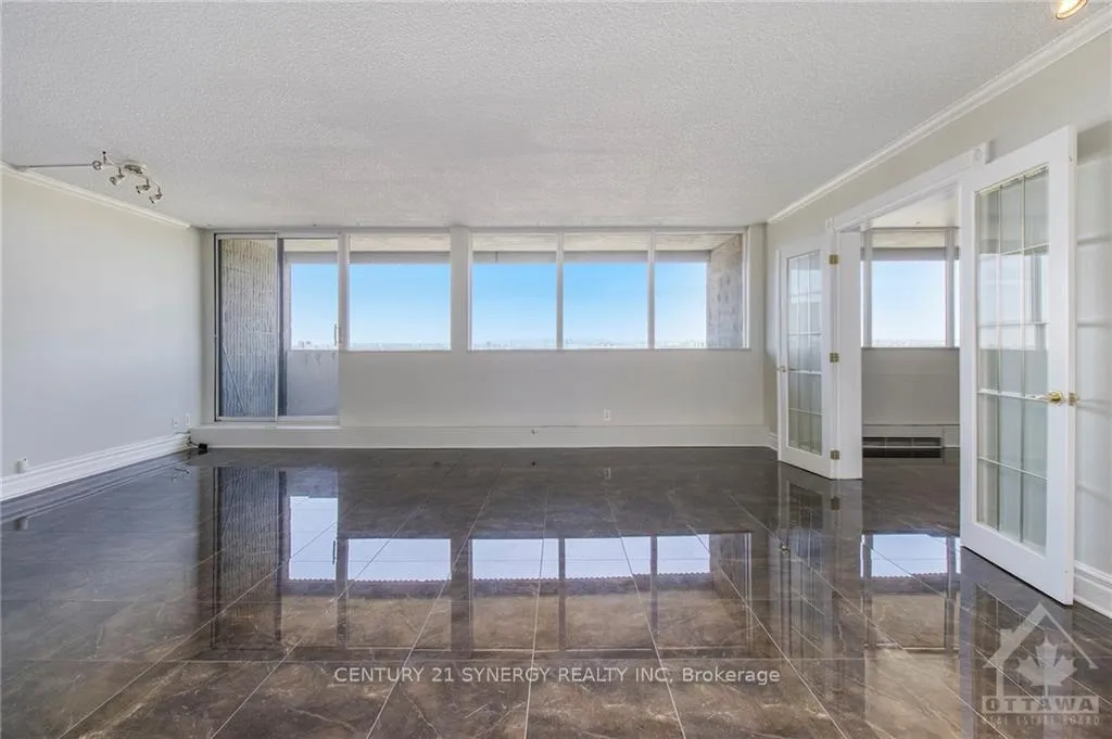 Photo 2 of Unit 2105, 1285 Cahill Drive, Ottawa, South Keys — HOMEH
