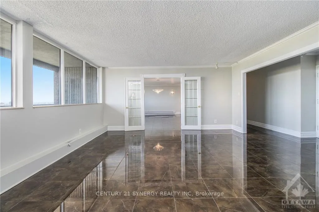 Photo 3 of Unit 2105, 1285 Cahill Drive, Ottawa, South Keys — HOMEH