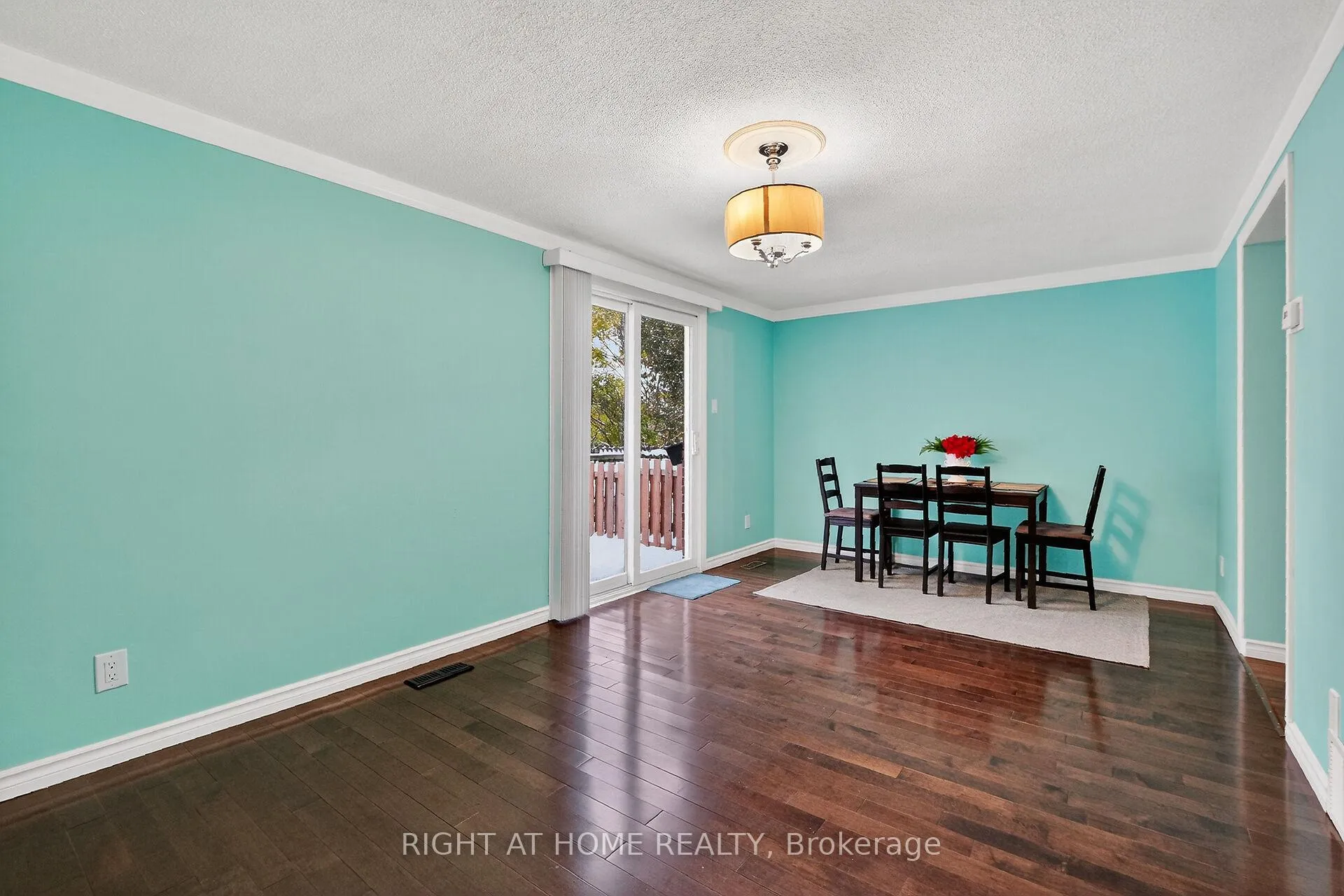 Photo 17 of Unit 95, 1474 Heatherington Road, Ottawa, Heron Gate/Industrial Park — HOMEH