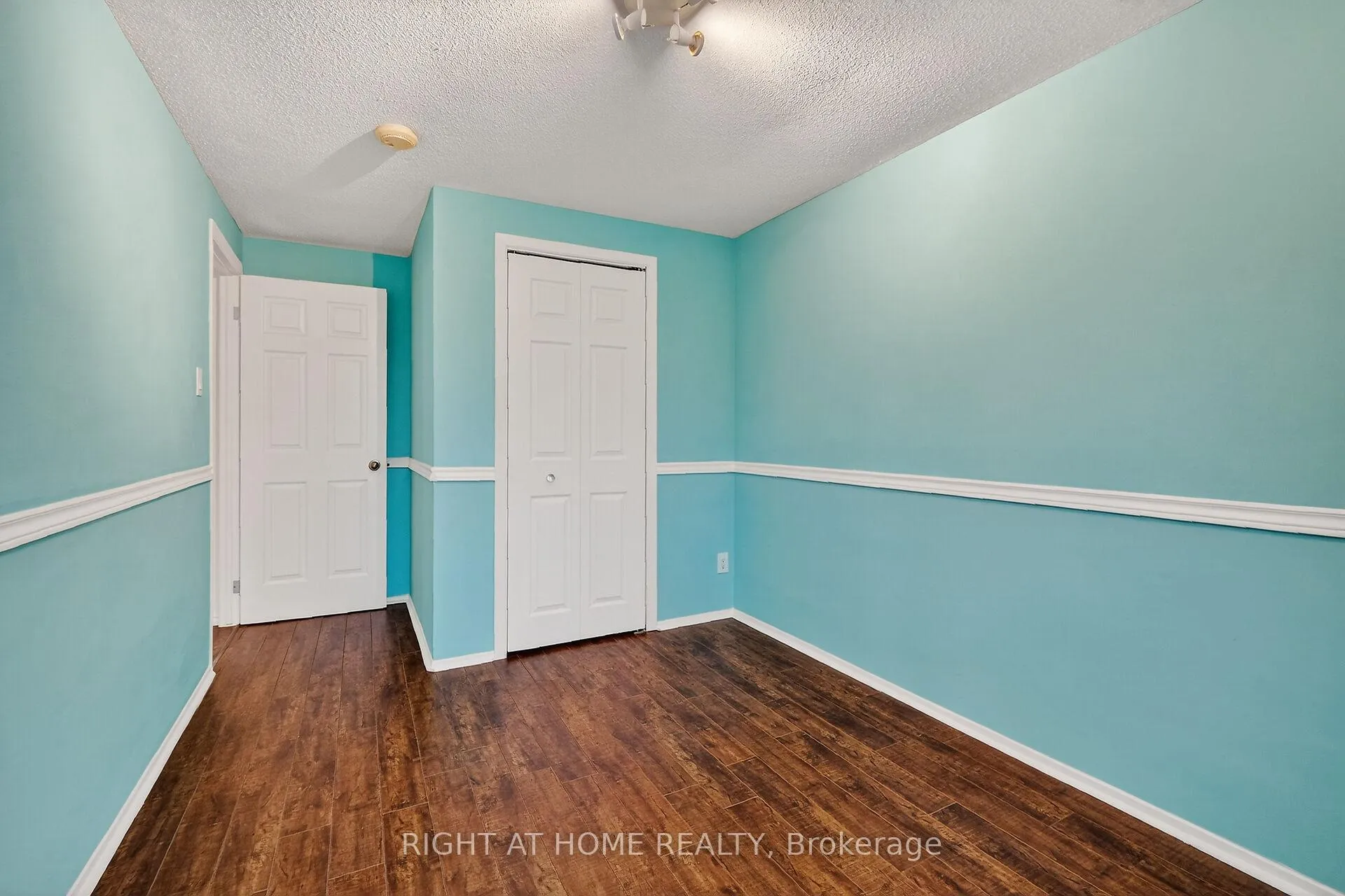 Photo 24 of Unit 95, 1474 Heatherington Road, Ottawa, Heron Gate/Industrial Park — HOMEH