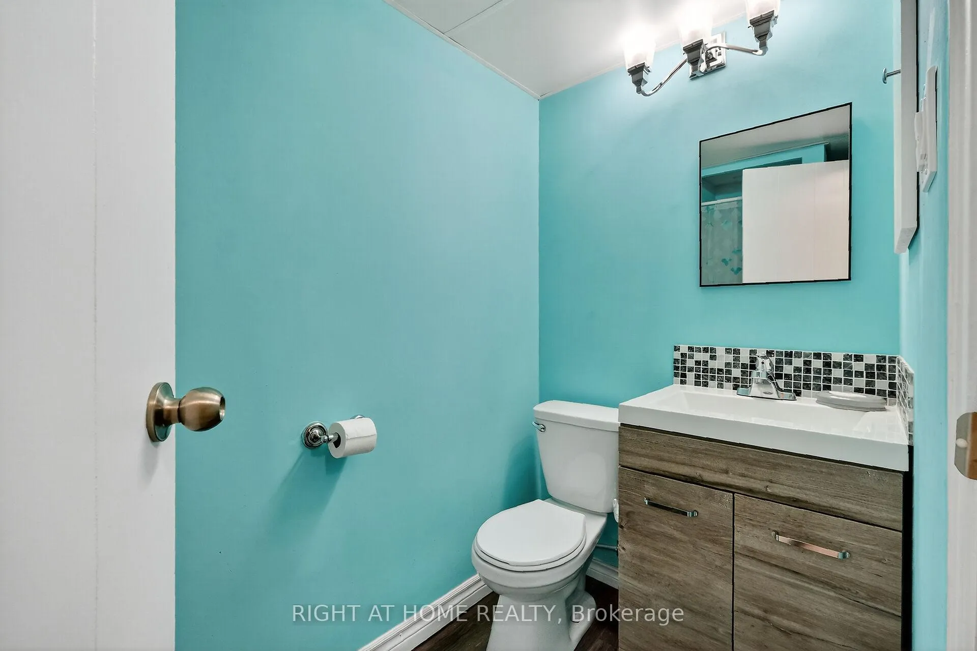 Photo 36 of Unit 95, 1474 Heatherington Road, Ottawa, Heron Gate/Industrial Park — HOMEH