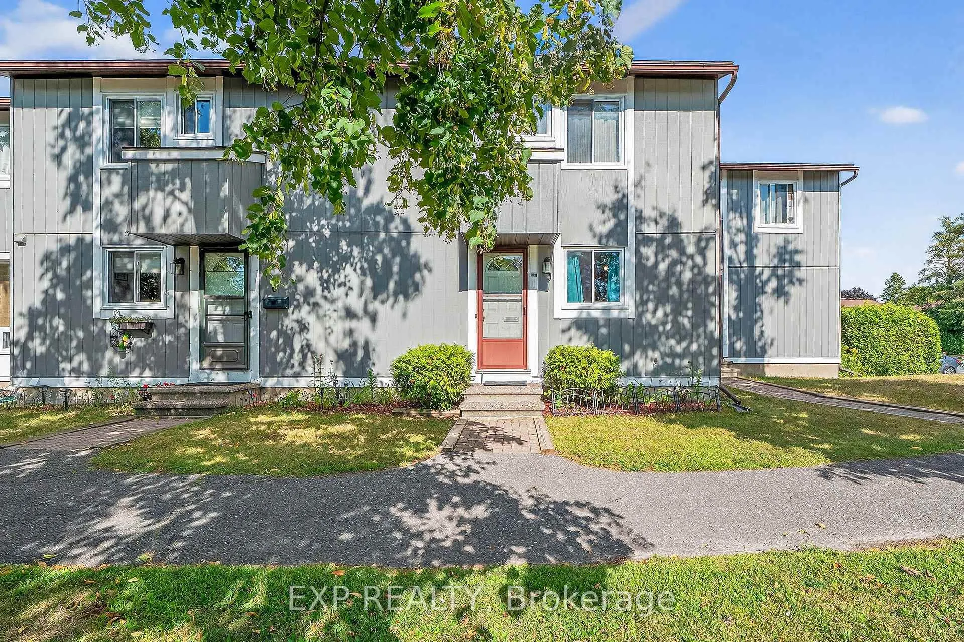 Photo 2 of Unit 81, 8 Sherway Drive, Ottawa, Barrhaven - Pheasant Run — HOMEH