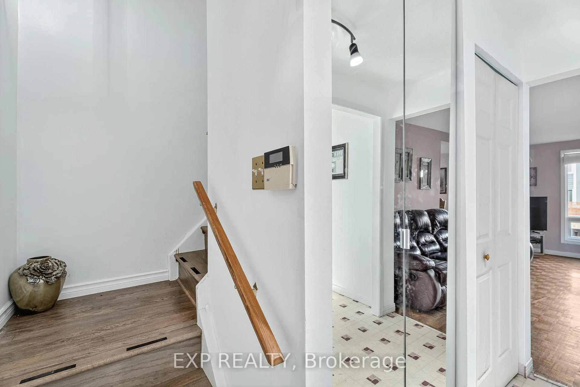 Photo 20 of Unit 81, 8 Sherway Drive, Ottawa, Barrhaven - Pheasant Run — HOMEH