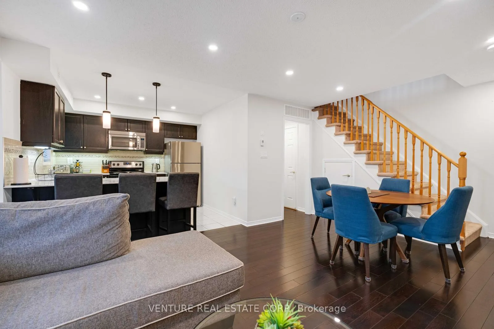 Photo 9 of 156 Kingston Road W, Ajax, Central — HOMEH