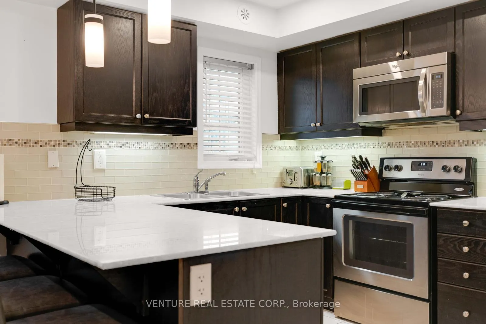 Photo 11 of 156 Kingston Road W, Ajax, Central — HOMEH