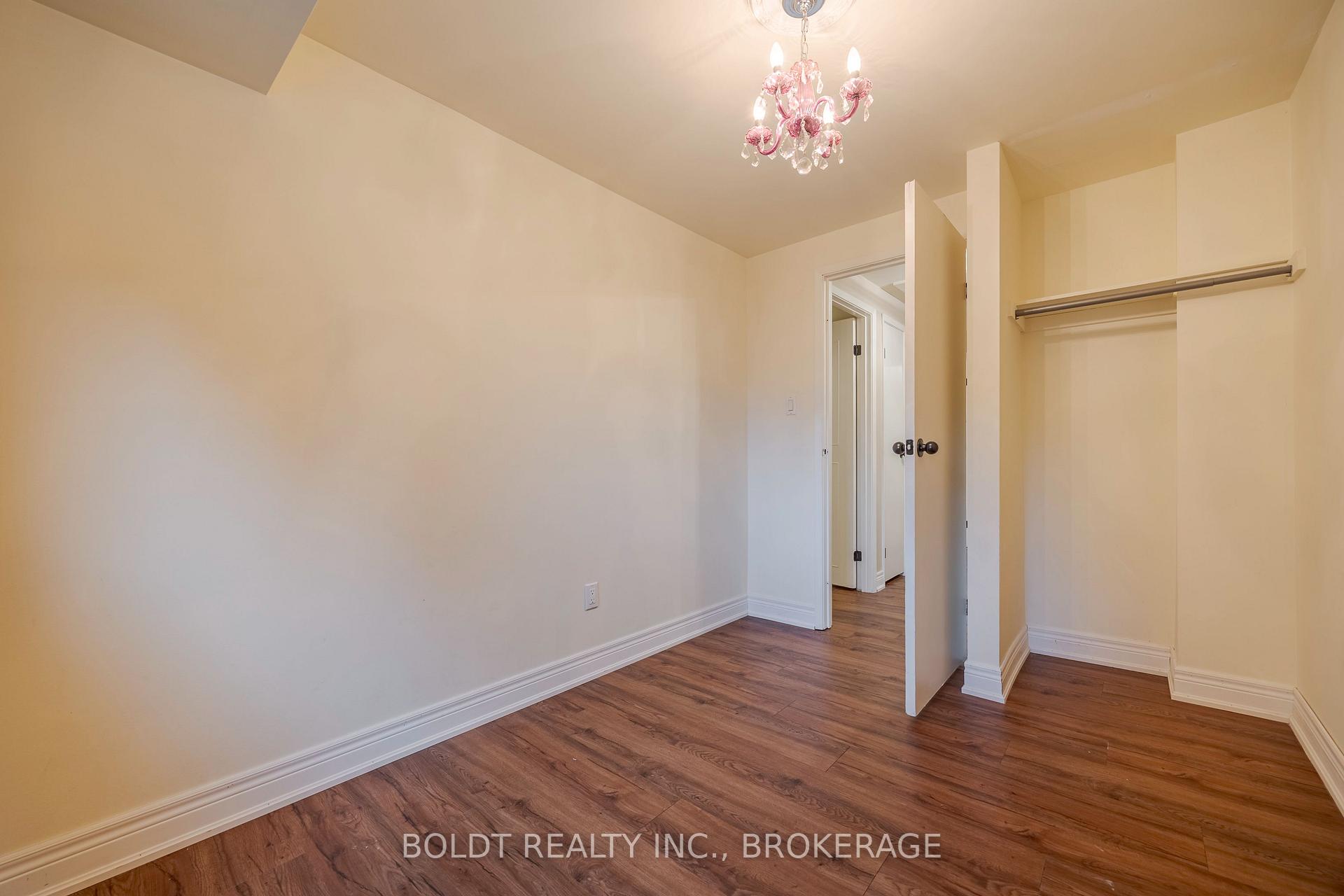Photo 14 of Unit 15, 2 Weiden Street, St. Catharines, Bunting/Linwell — HOMEH