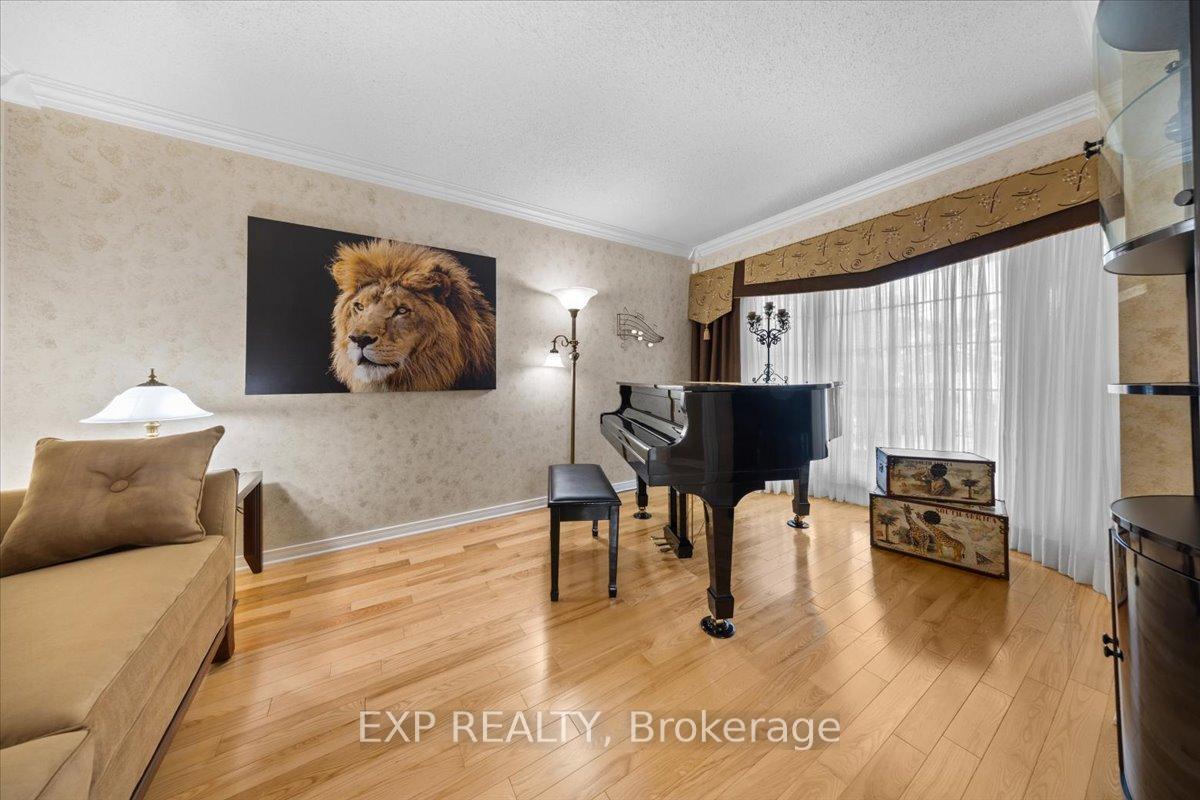 Photo 2 of 1416 Progress Place, Ottawa, Pineview — HOMEH