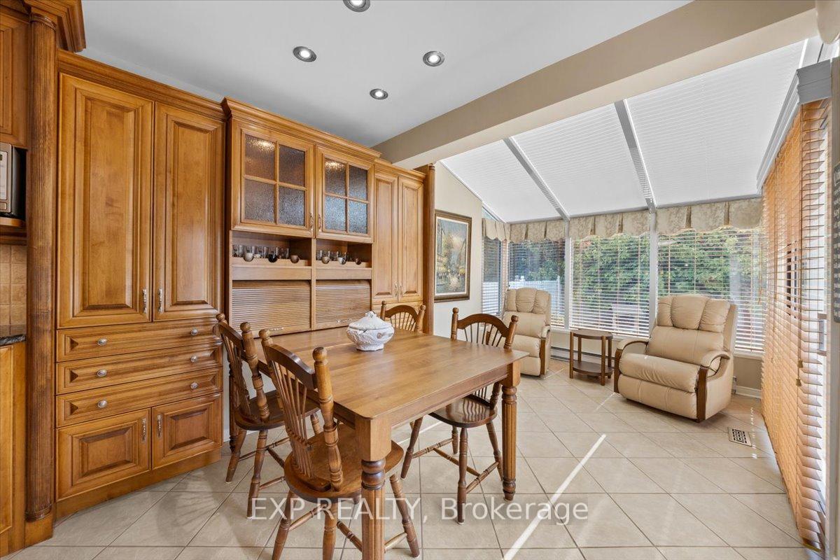 Photo 14 of 1416 Progress Place, Ottawa, Pineview — HOMEH