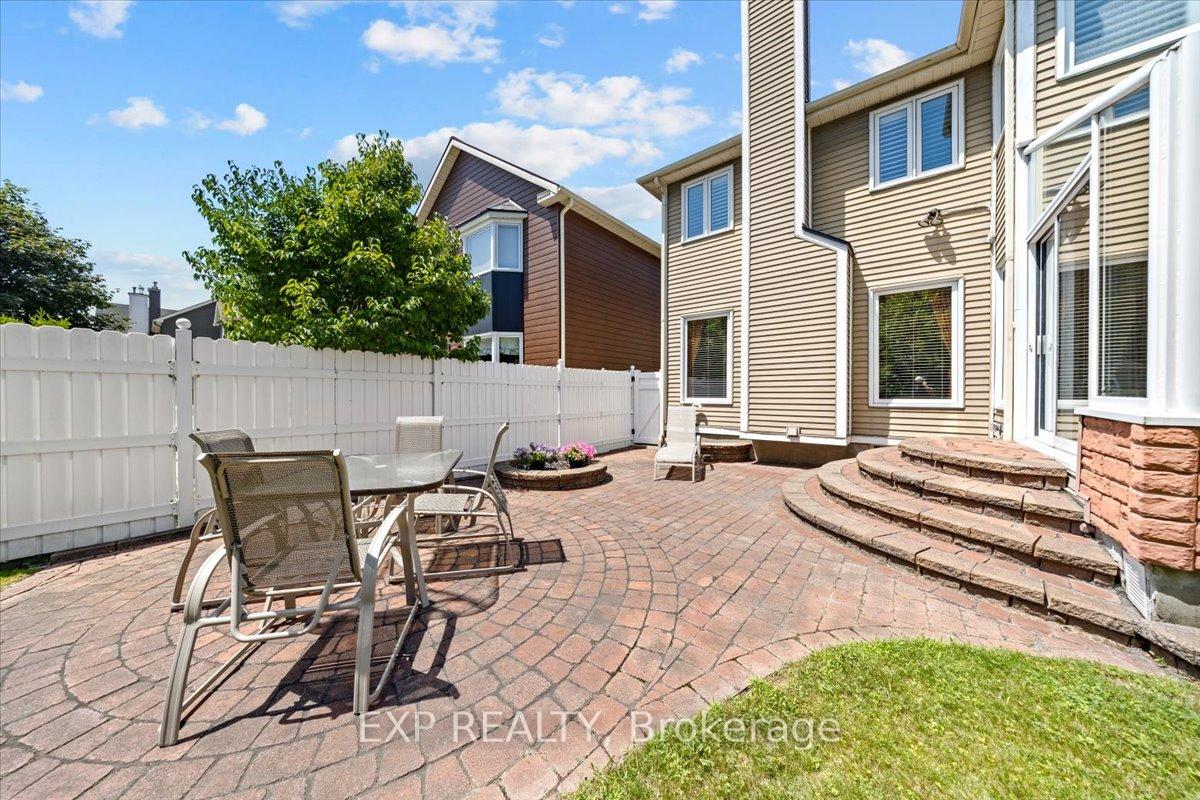 Photo 33 of 1416 Progress Place, Ottawa, Pineview — HOMEH