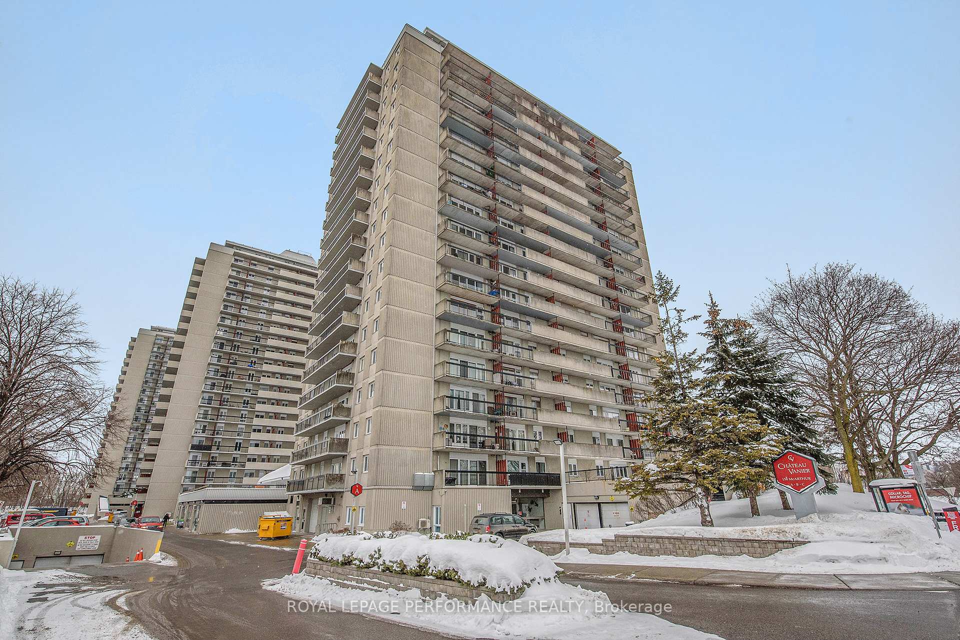 Photo 1 of Unit 1802, 158A McArthur Avenue, Ottawa, Vanier — HOMEH