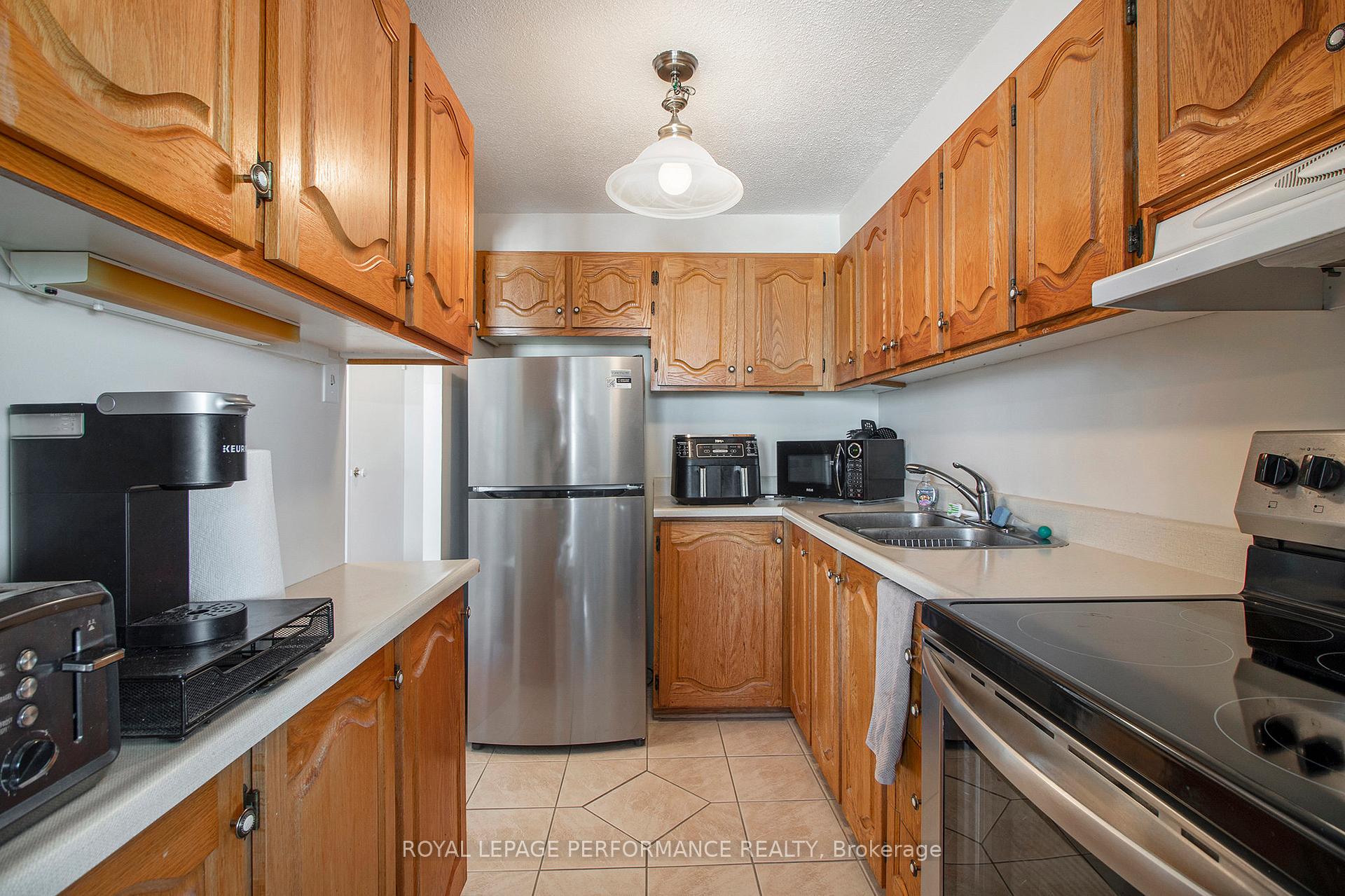 Photo 12 of Unit 1802, 158A McArthur Avenue, Ottawa, Vanier — HOMEH
