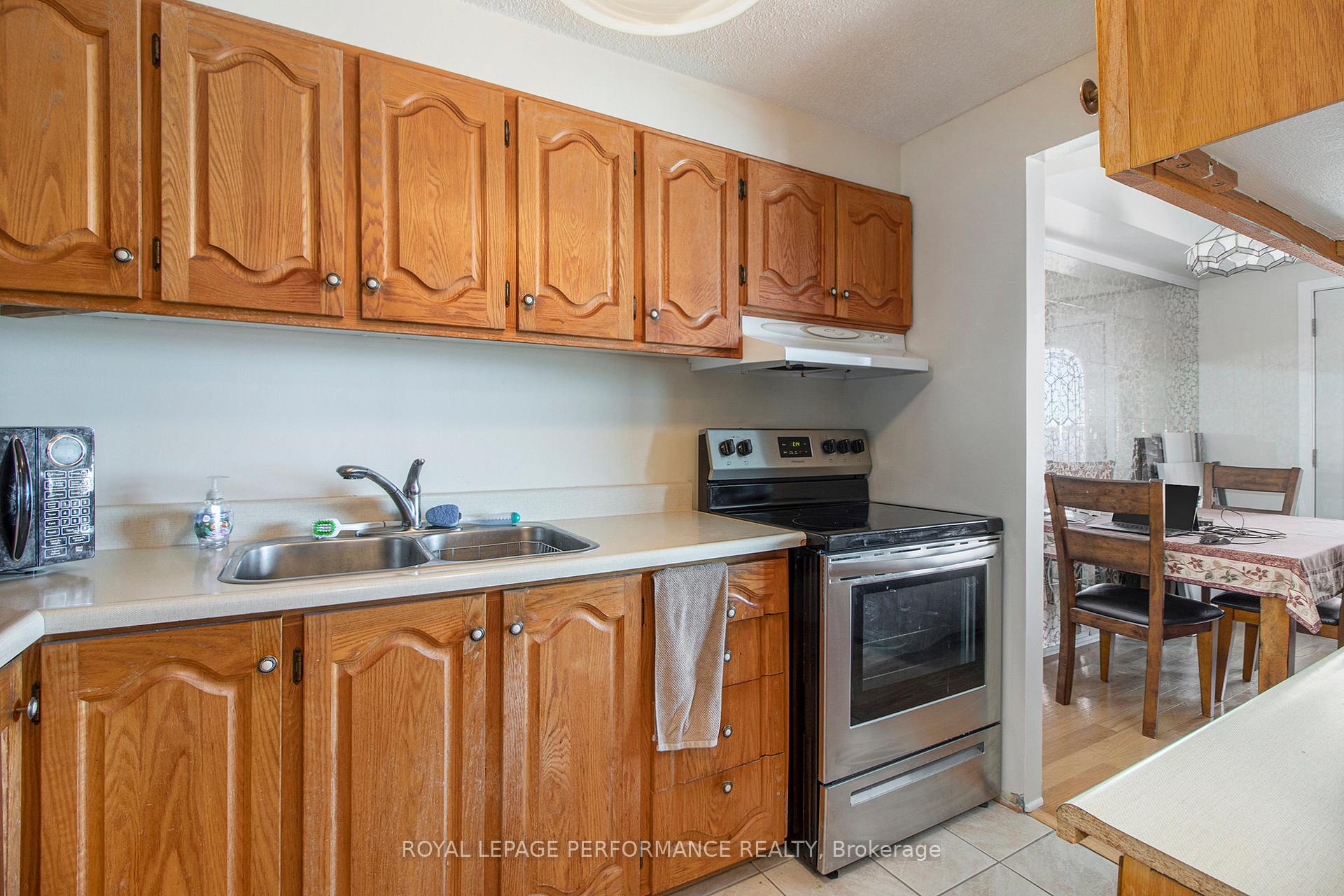 Photo 13 of Unit 1802, 158A McArthur Avenue, Ottawa, Vanier — HOMEH
