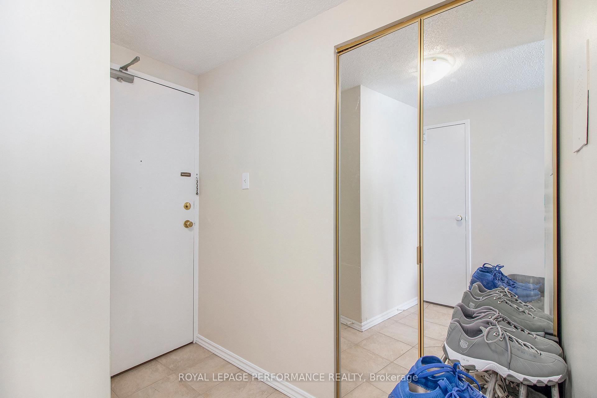 Photo 17 of Unit 1802, 158A McArthur Avenue, Ottawa, Vanier — HOMEH