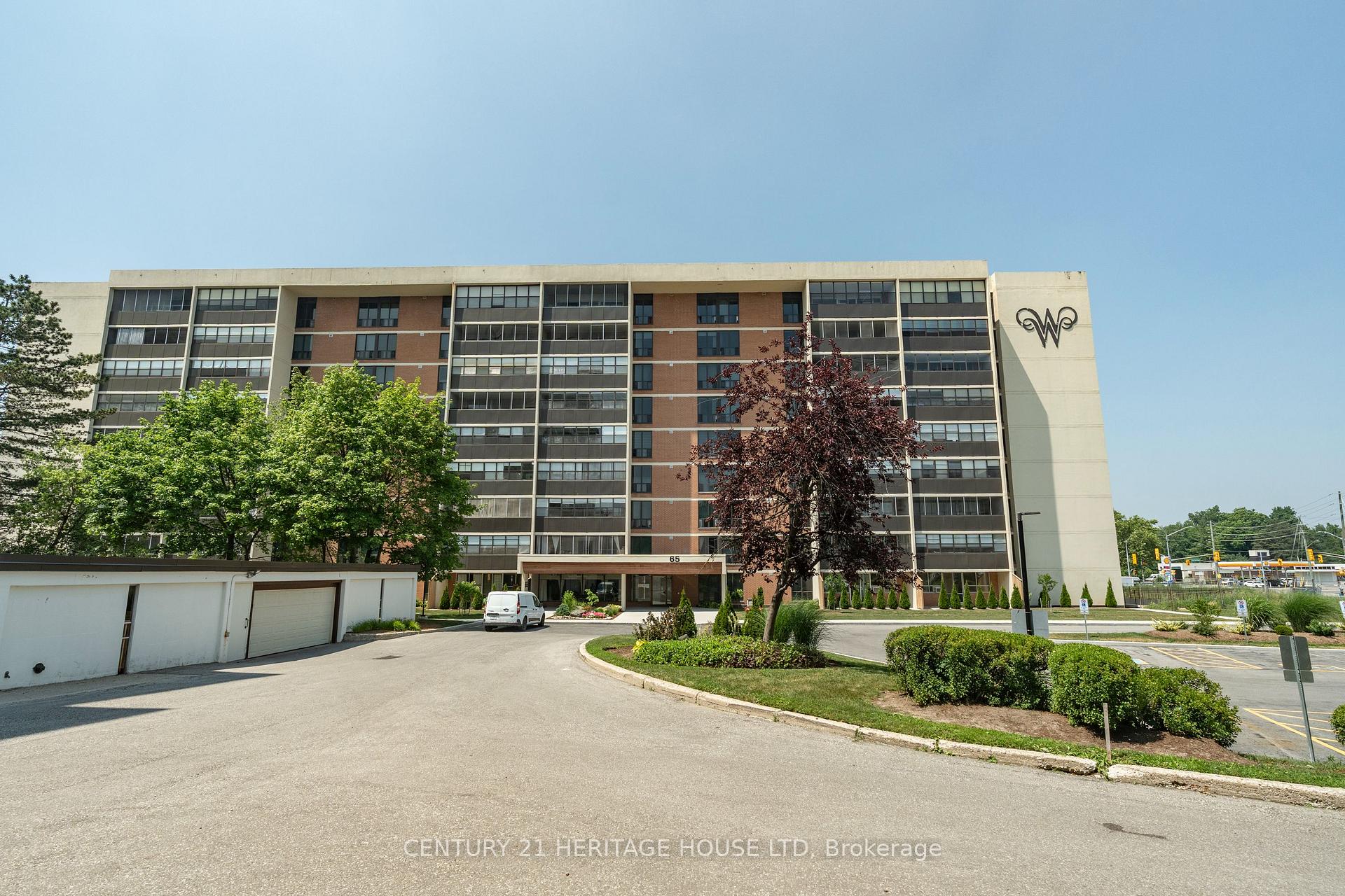 Photo 3 of Unit 110, 65 Westmount Road N, Waterloo — HOMEH