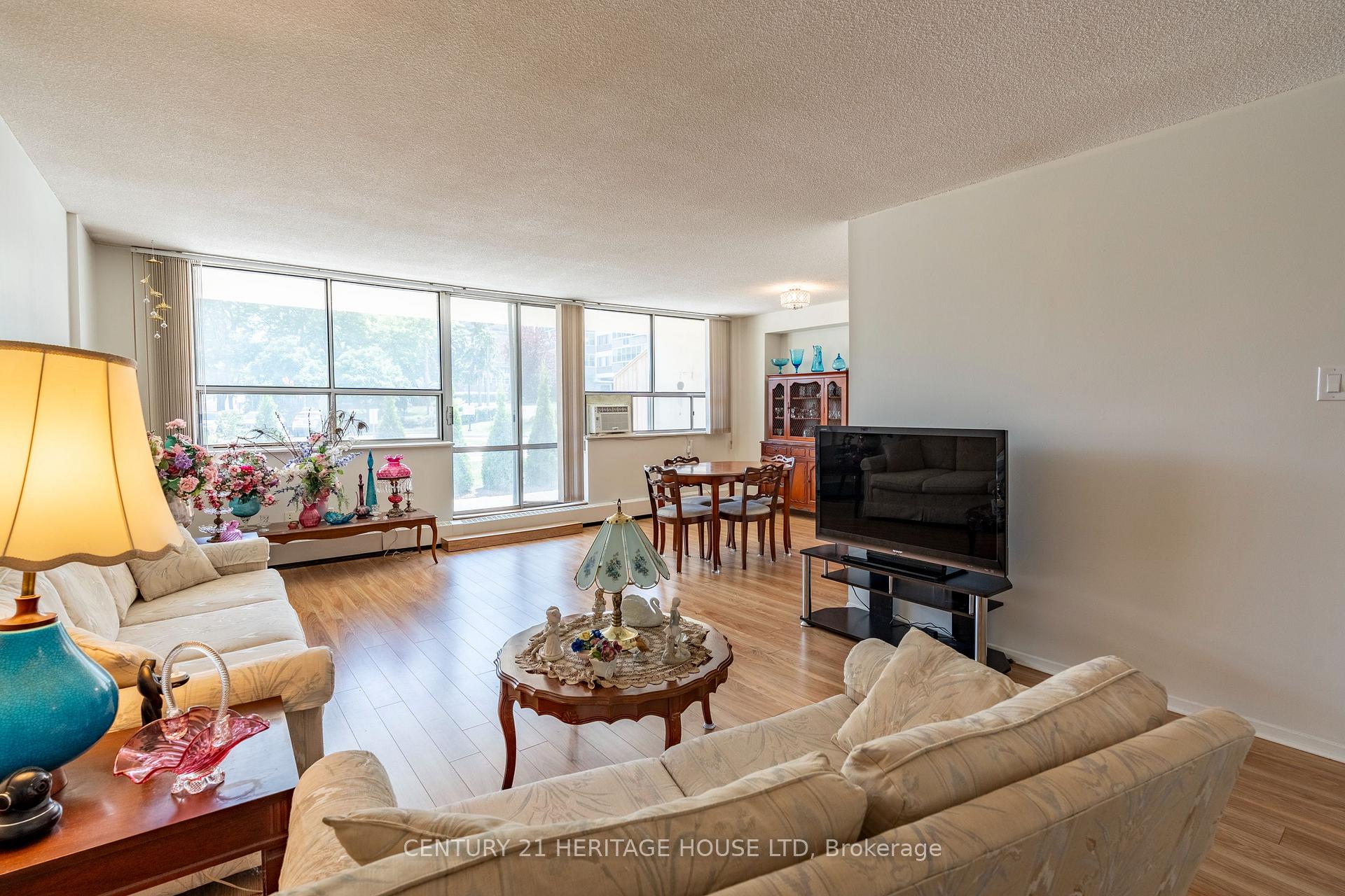 Photo 9 of Unit 110, 65 Westmount Road N, Waterloo — HOMEH