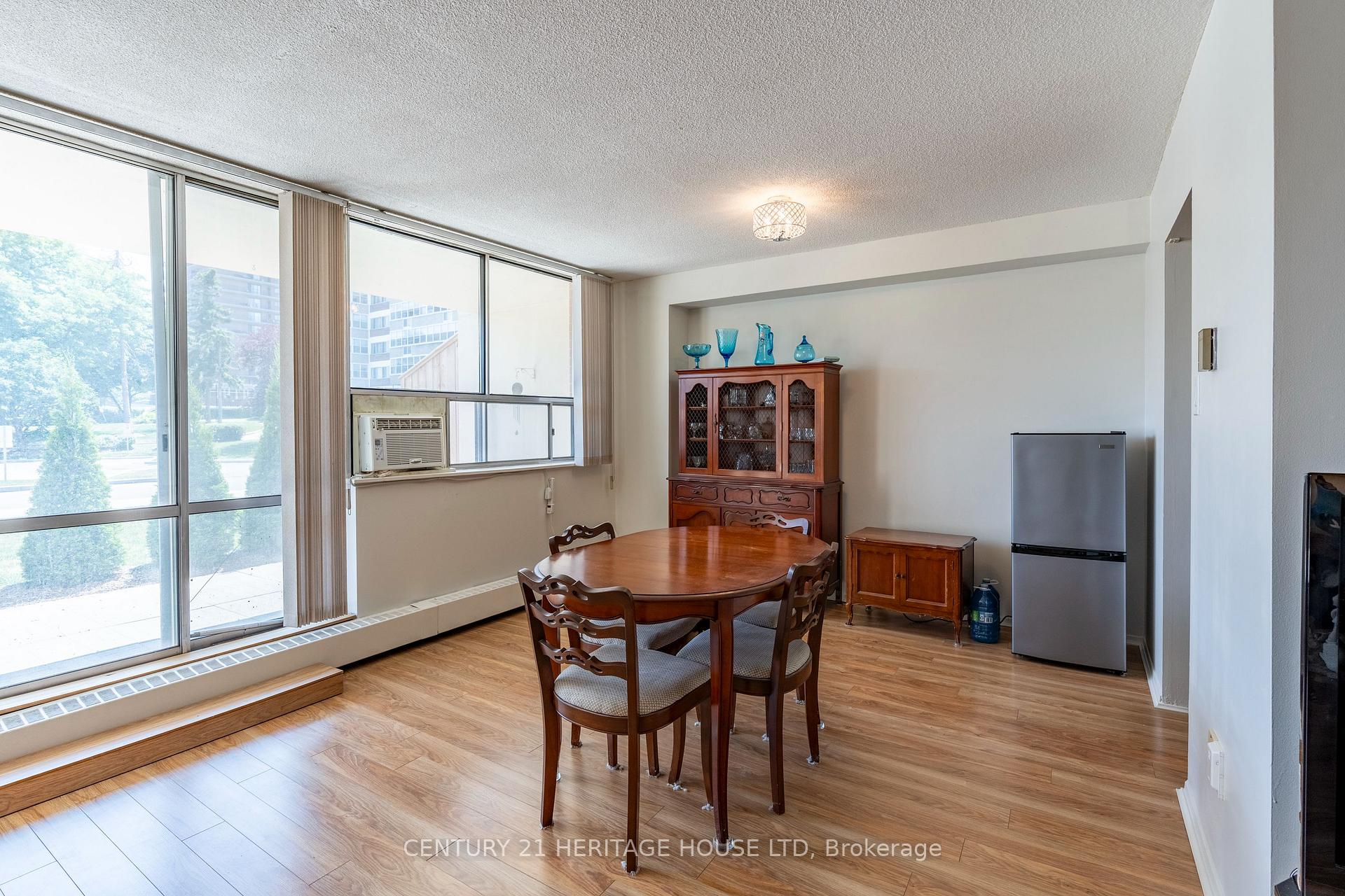 Photo 15 of Unit 110, 65 Westmount Road N, Waterloo — HOMEH