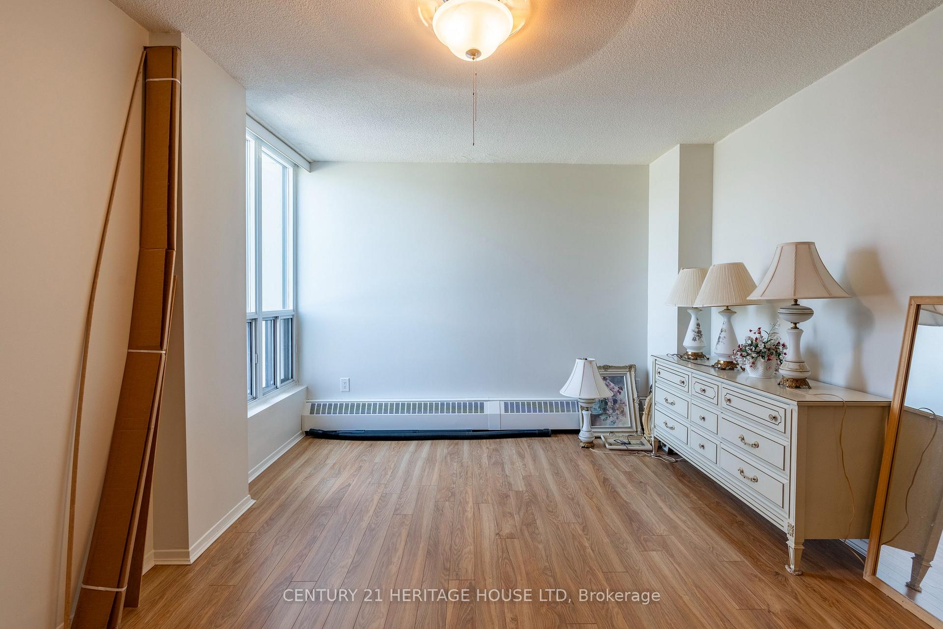 Photo 24 of Unit 110, 65 Westmount Road N, Waterloo — HOMEH