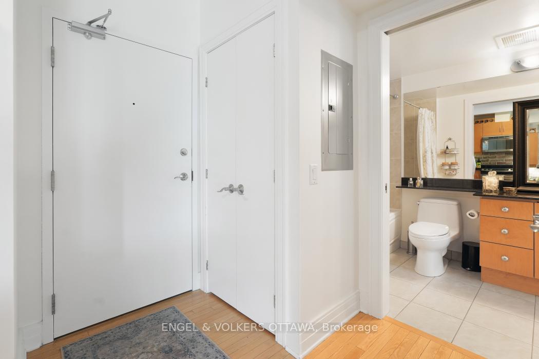 Photo 4 of Unit 204, 290 Powell Avenue, Ottawa, West Centre Town — HOMEH