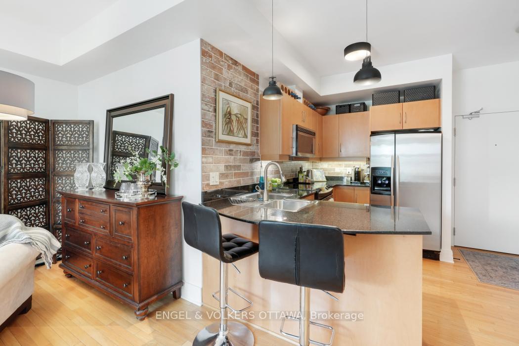 Photo 8 of Unit 204, 290 Powell Avenue, Ottawa, West Centre Town — HOMEH