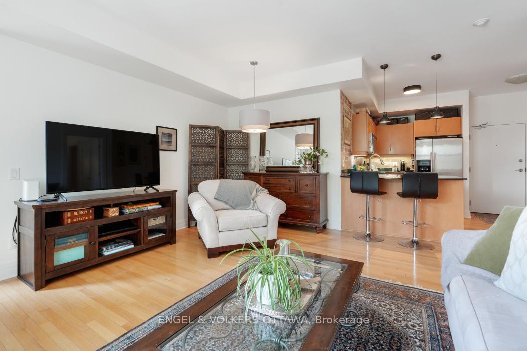 Photo 11 of Unit 204, 290 Powell Avenue, Ottawa, West Centre Town — HOMEH