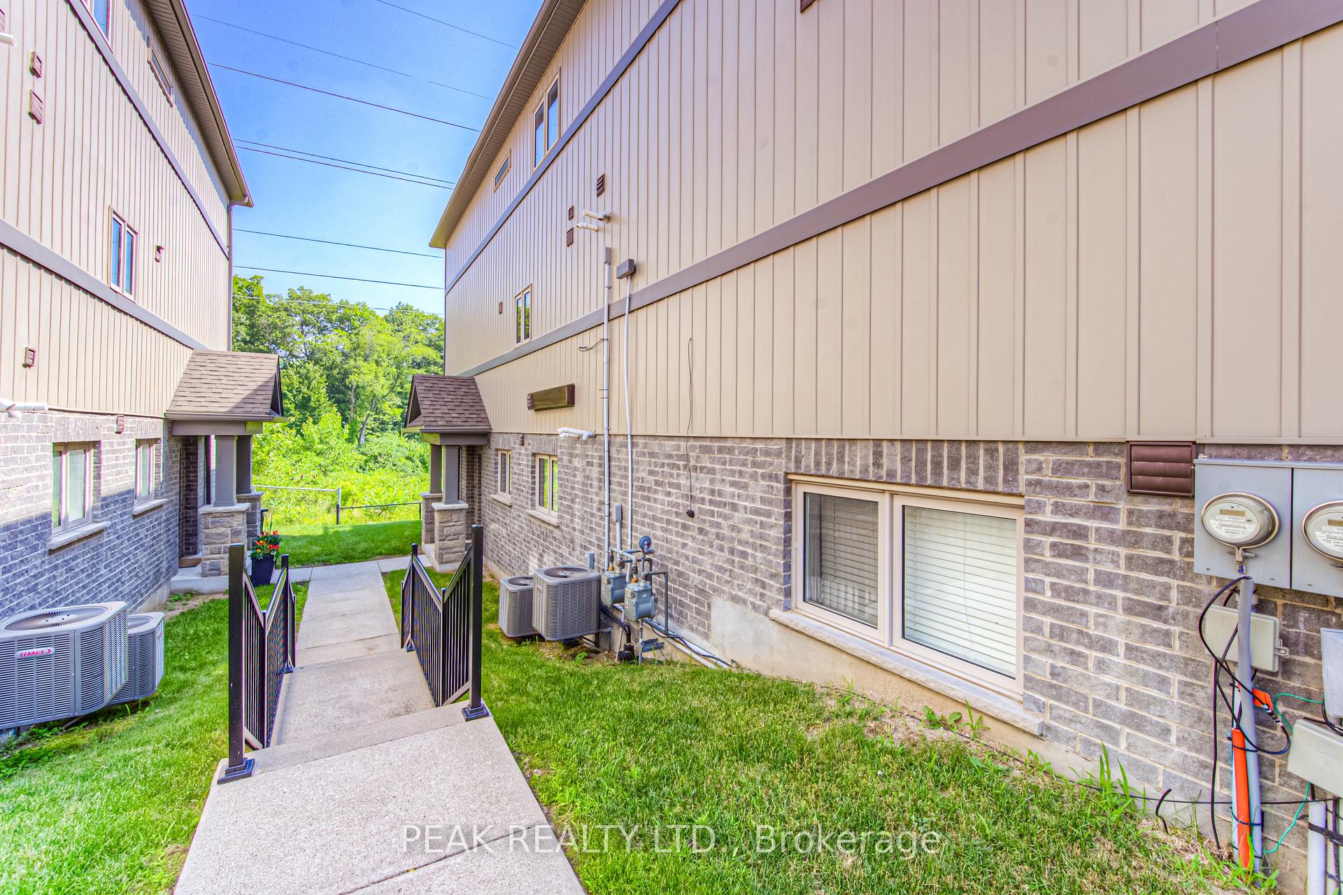 Photo 2 of Unit 9C, 115 South Creek Drive, Kitchener — HOMEH