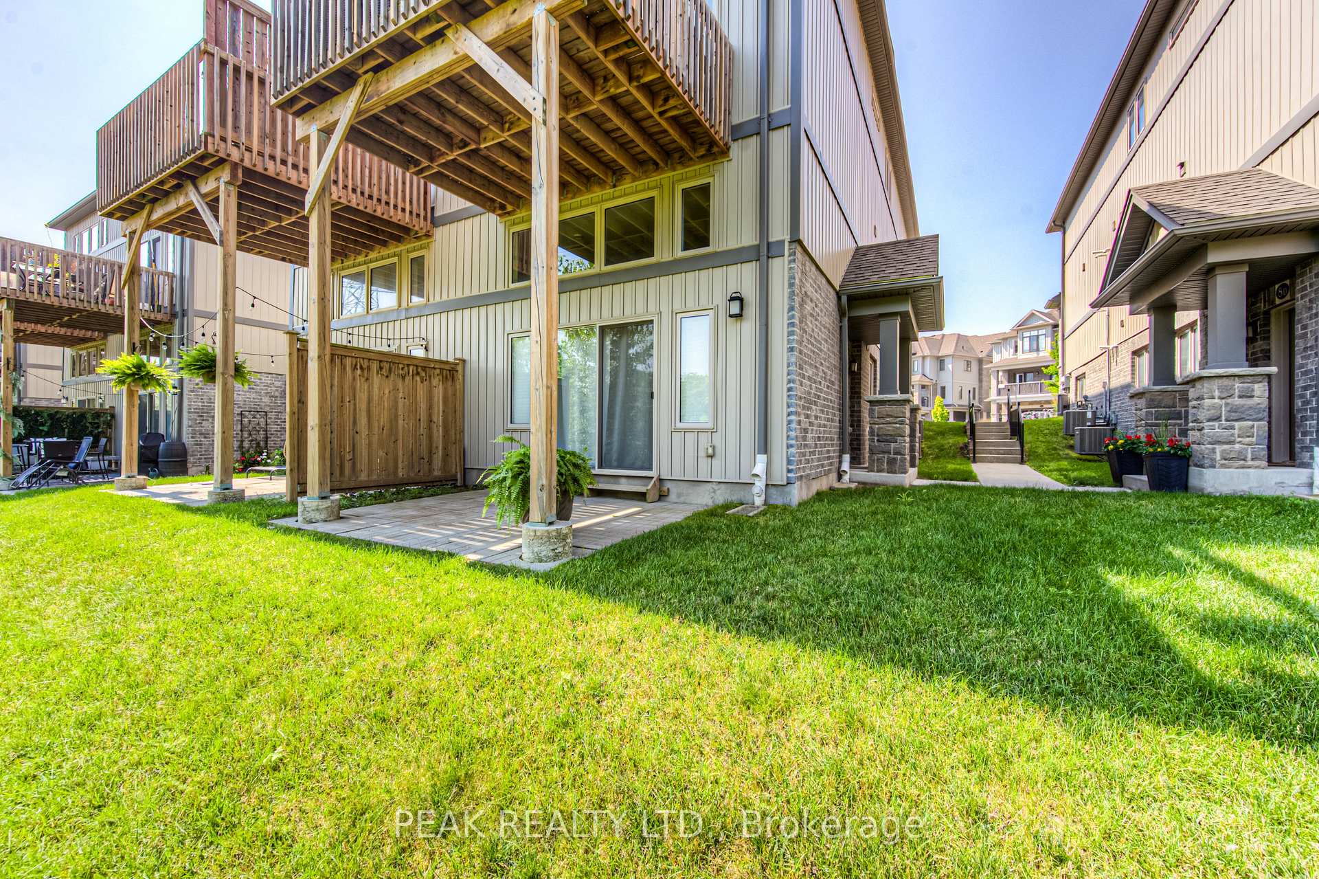 Photo 4 of Unit 9C, 115 South Creek Drive, Kitchener — HOMEH