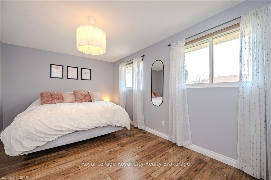 Photo 8 of Unit 121, 31 Greengate Road, Guelph, Junction/Onward Willow — HOMEH