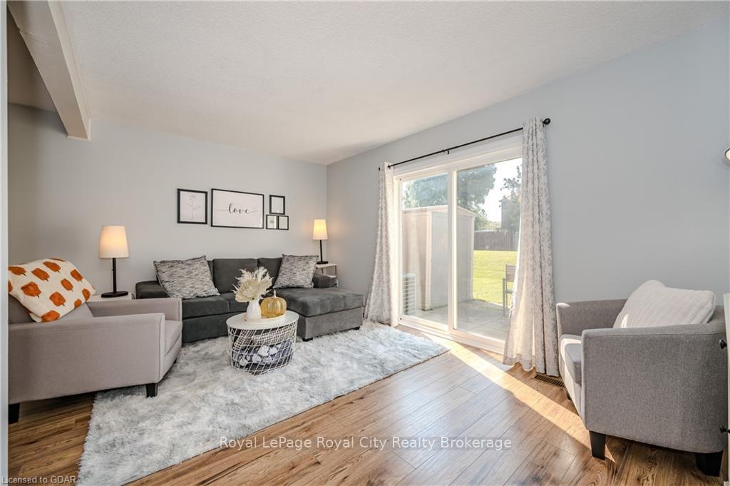 Photo 16 of Unit 121, 31 Greengate Road, Guelph, Junction/Onward Willow — HOMEH