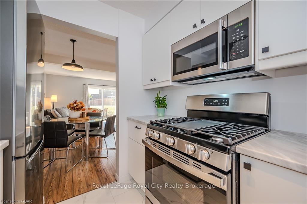 Photo 21 of Unit 121, 31 Greengate Road, Guelph, Junction/Onward Willow — HOMEH