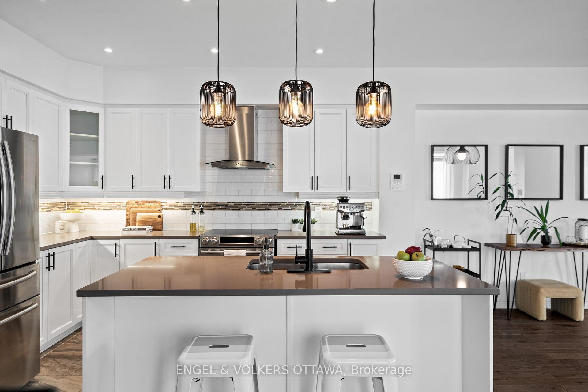 Photo 6 of 317 Ardmore Street, Ottawa, Riverside South/Gloucester Glen — HOMEH