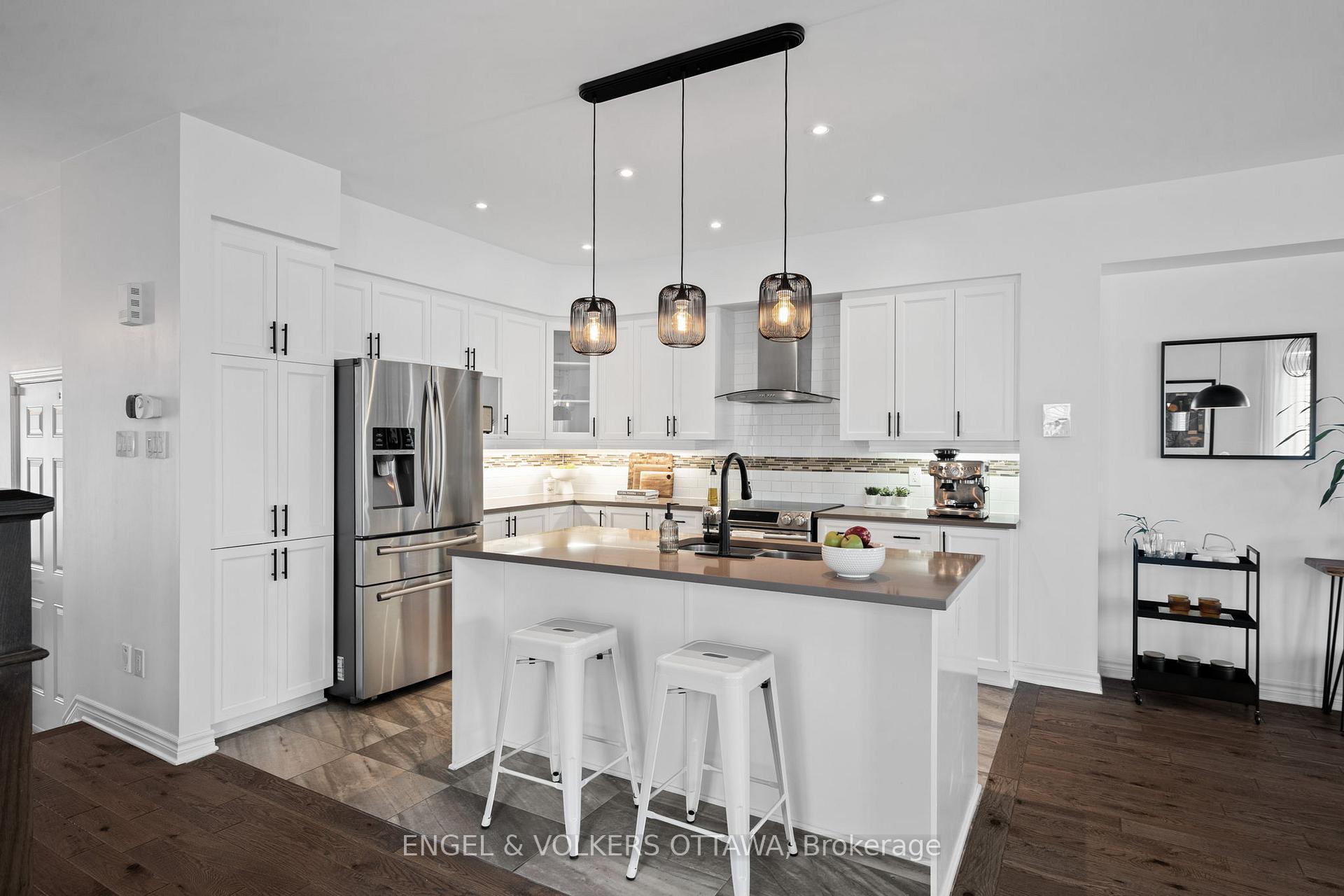Photo 8 of 317 Ardmore Street, Ottawa, Riverside South/Gloucester Glen — HOMEH