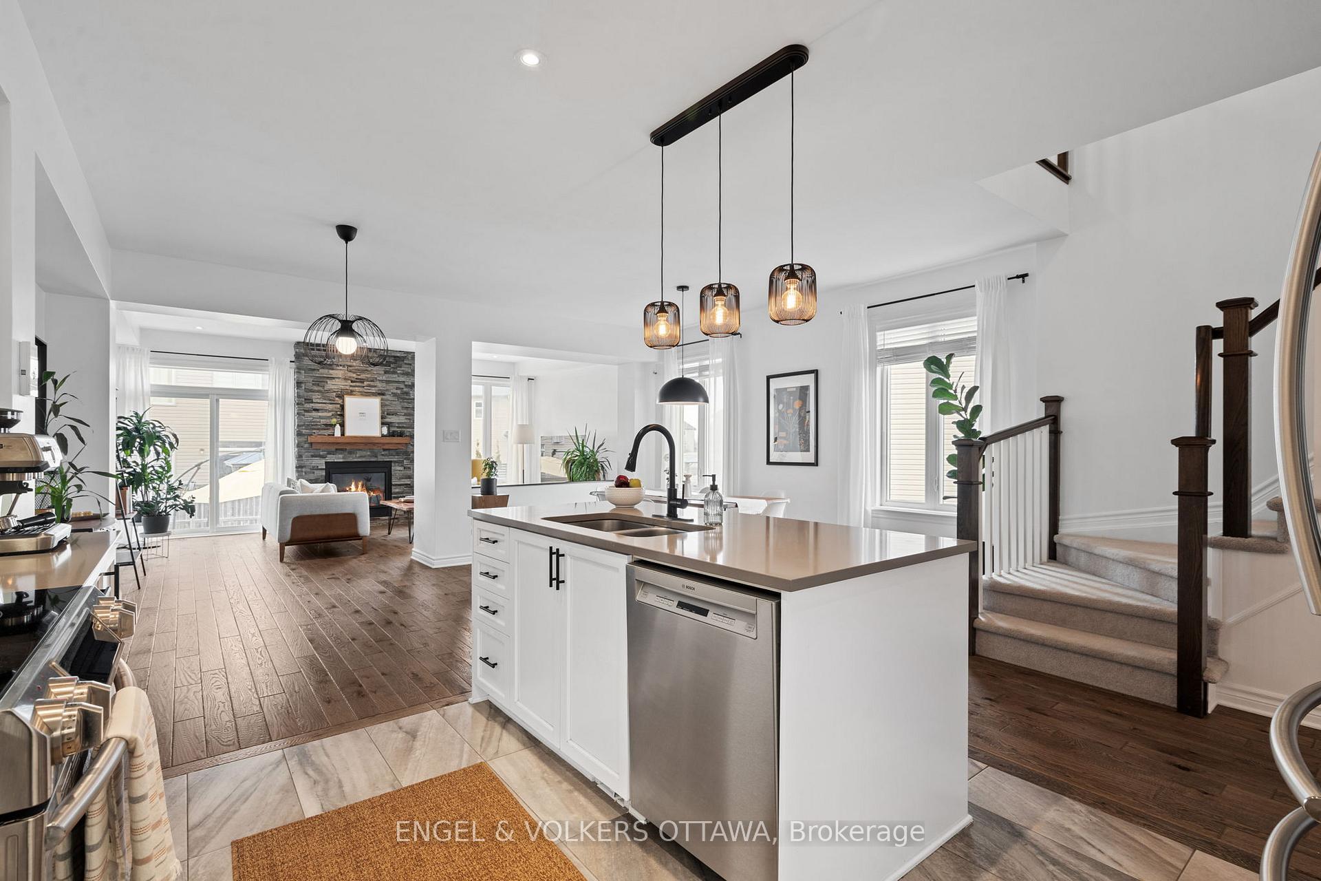 Photo 11 of 317 Ardmore Street, Ottawa, Riverside South/Gloucester Glen — HOMEH